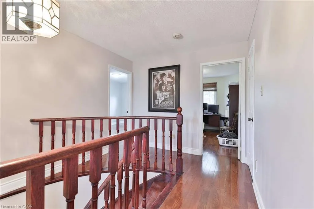 5275 THORNWOOD Drive