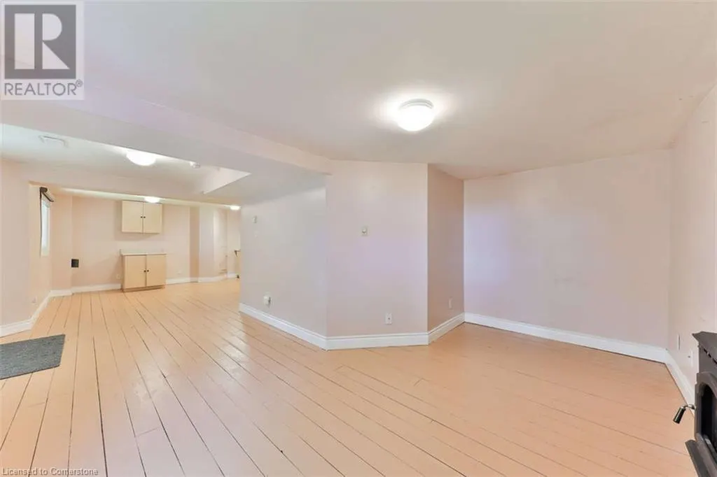 5275 THORNWOOD Drive