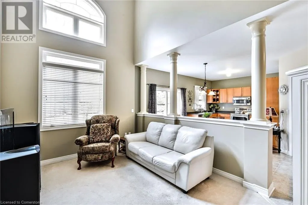 43 WOODLAWN Court