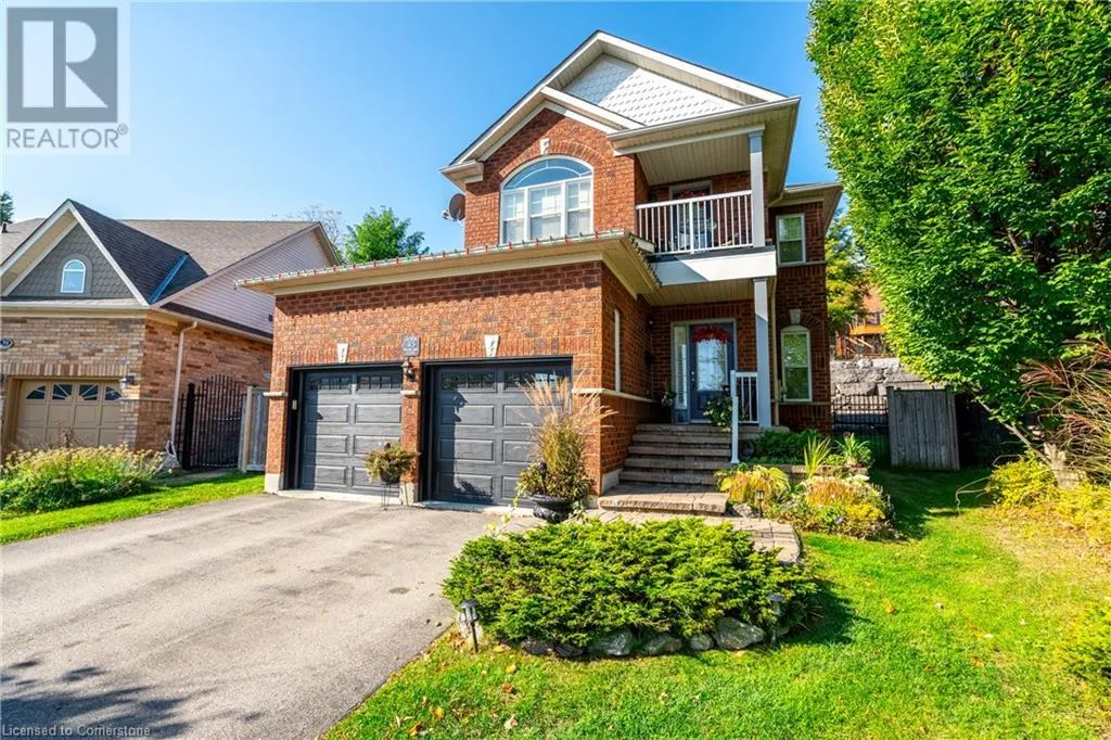 43 WOODLAWN Court