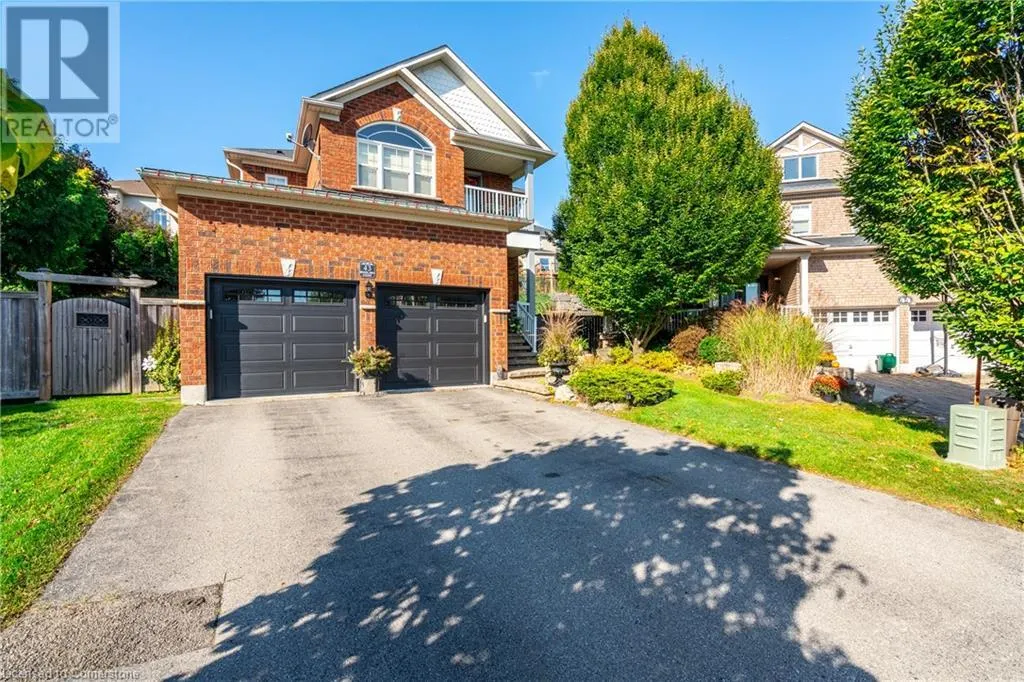 43 WOODLAWN Court