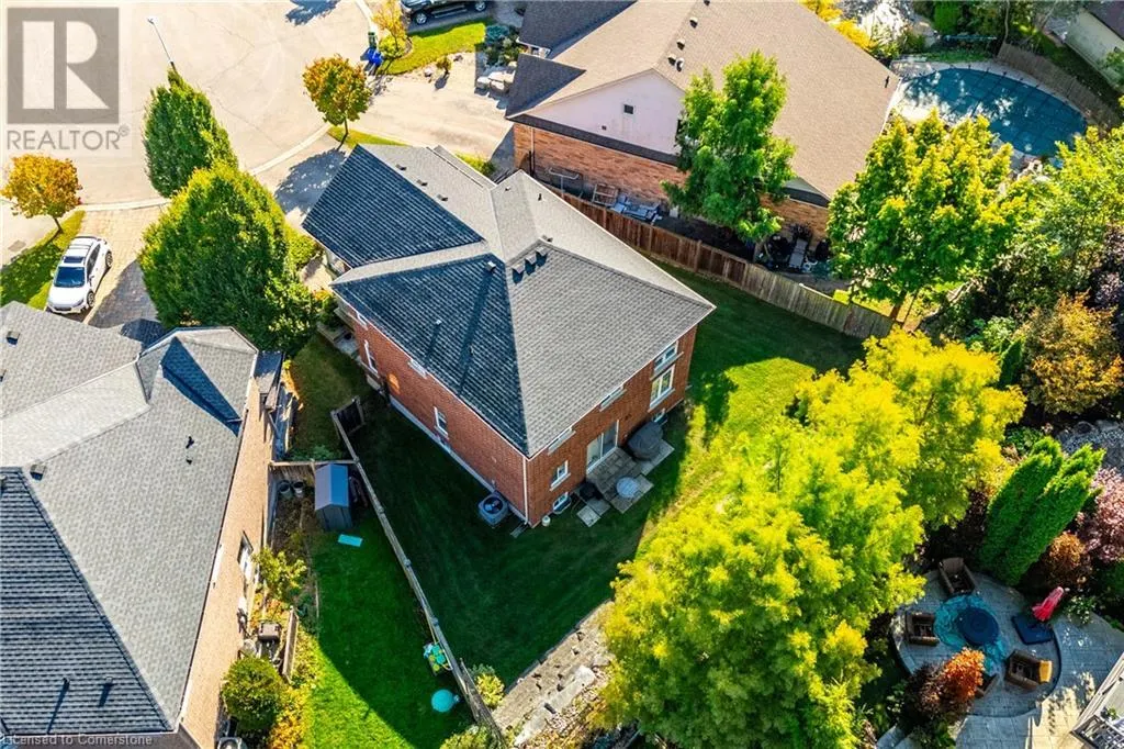 43 WOODLAWN Court