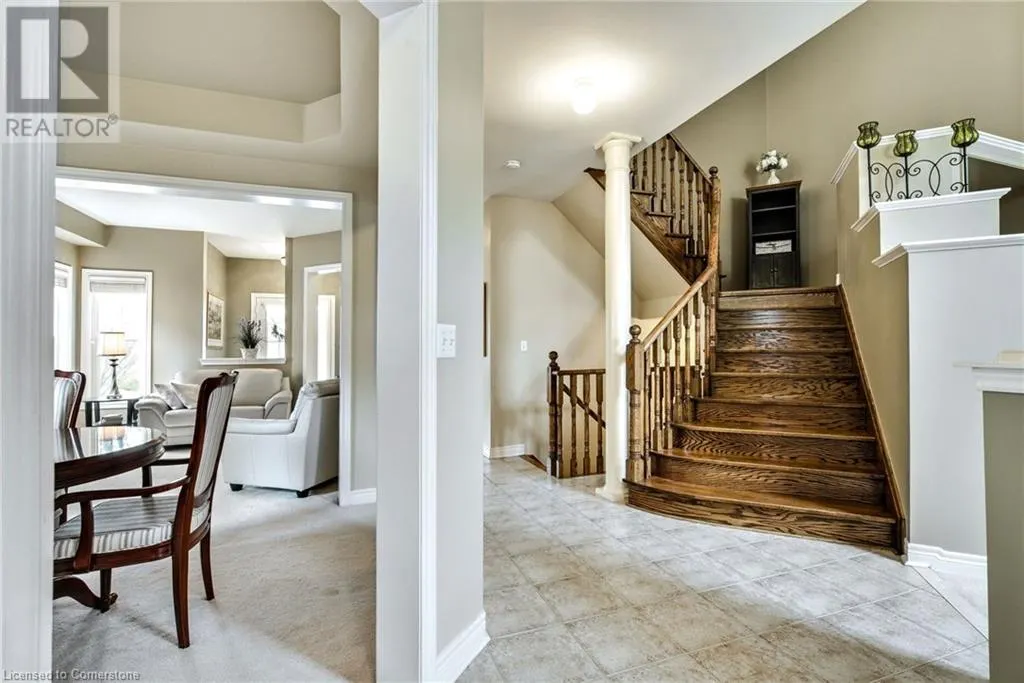 43 WOODLAWN Court