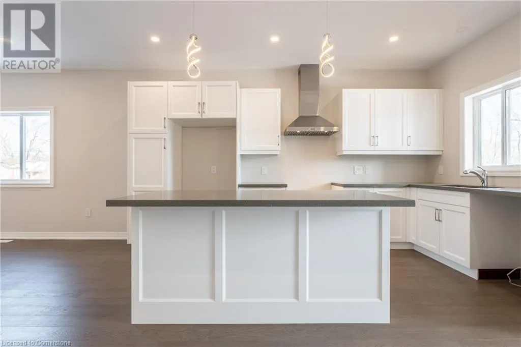 735 DOMINION Road