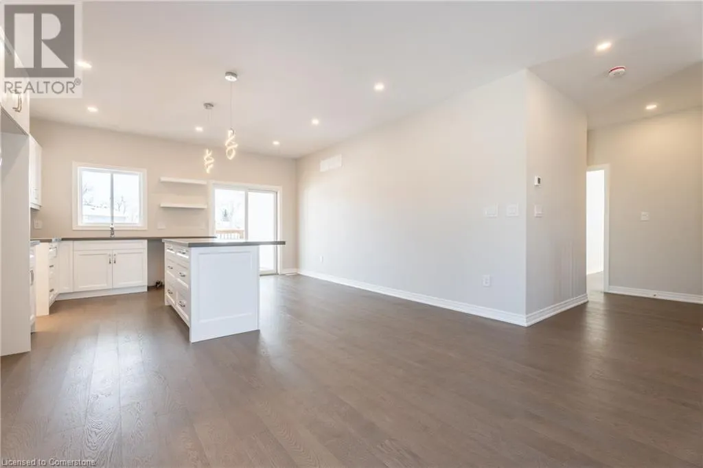 735 DOMINION Road