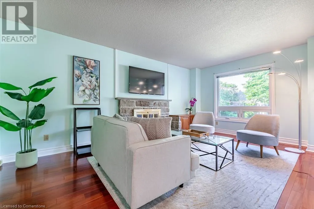 3036 SWANSEA Drive