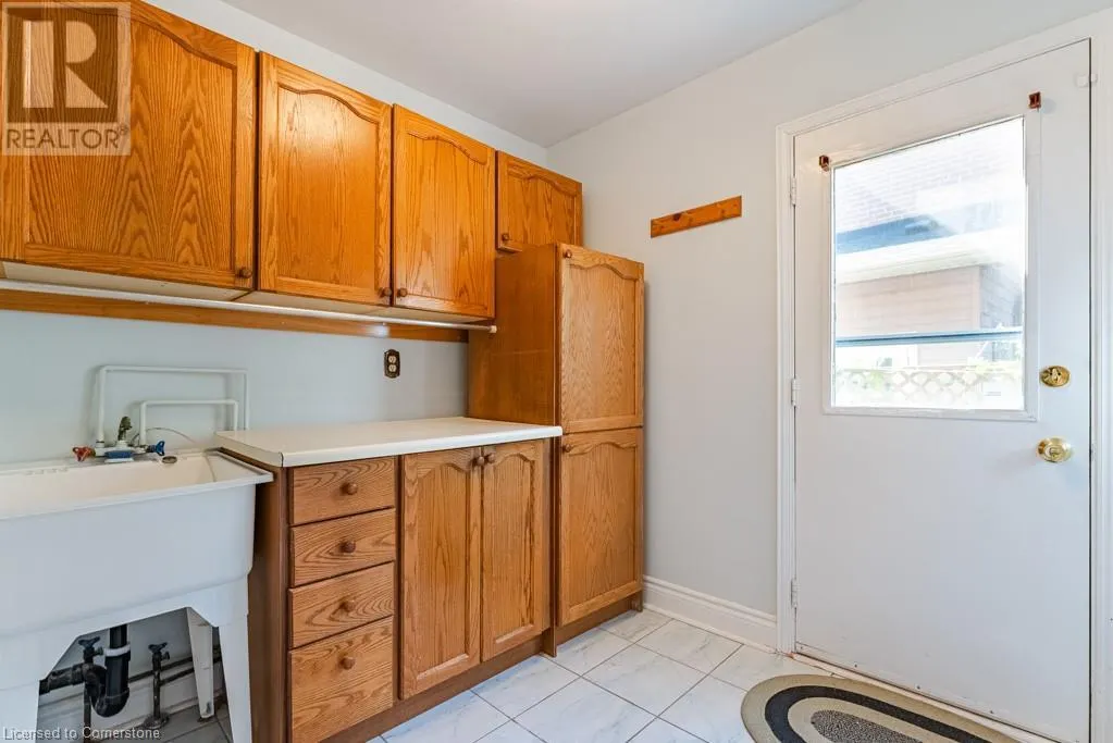 3036 SWANSEA Drive