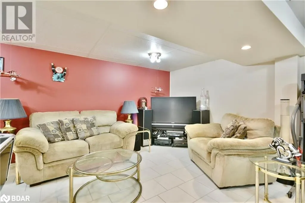 624 BAYVIEW Drive