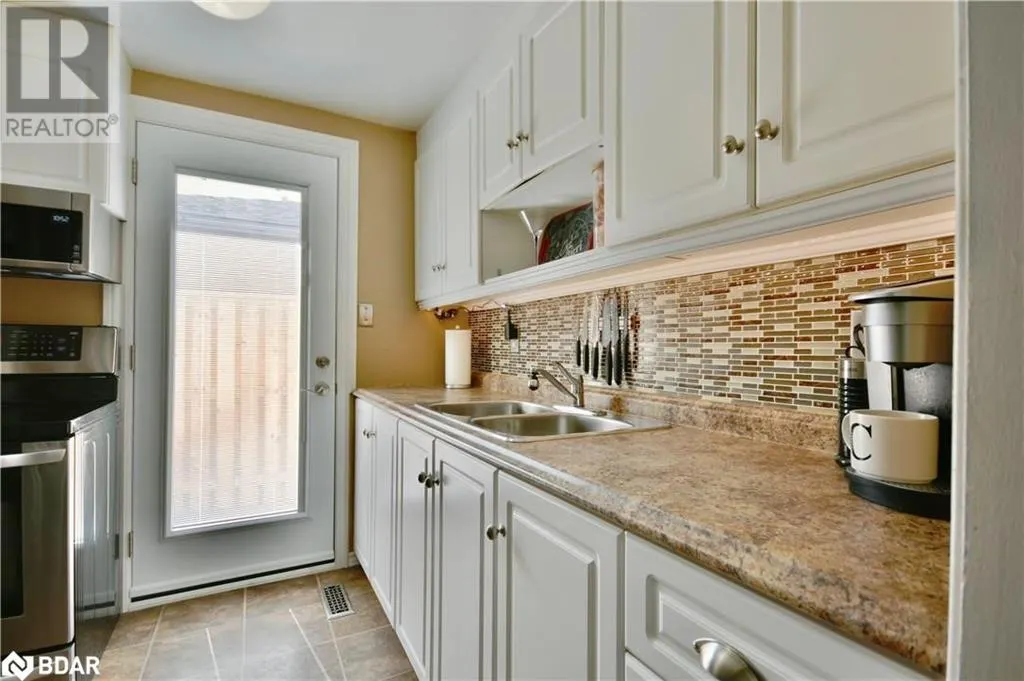 624 BAYVIEW Drive