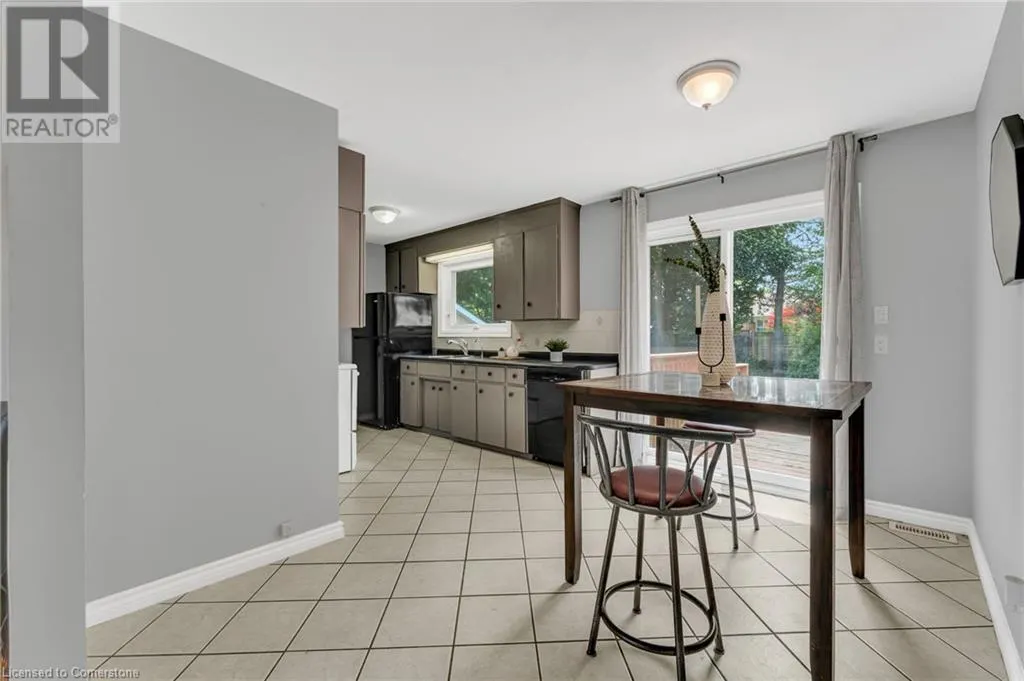 293 KING GEORGE Road