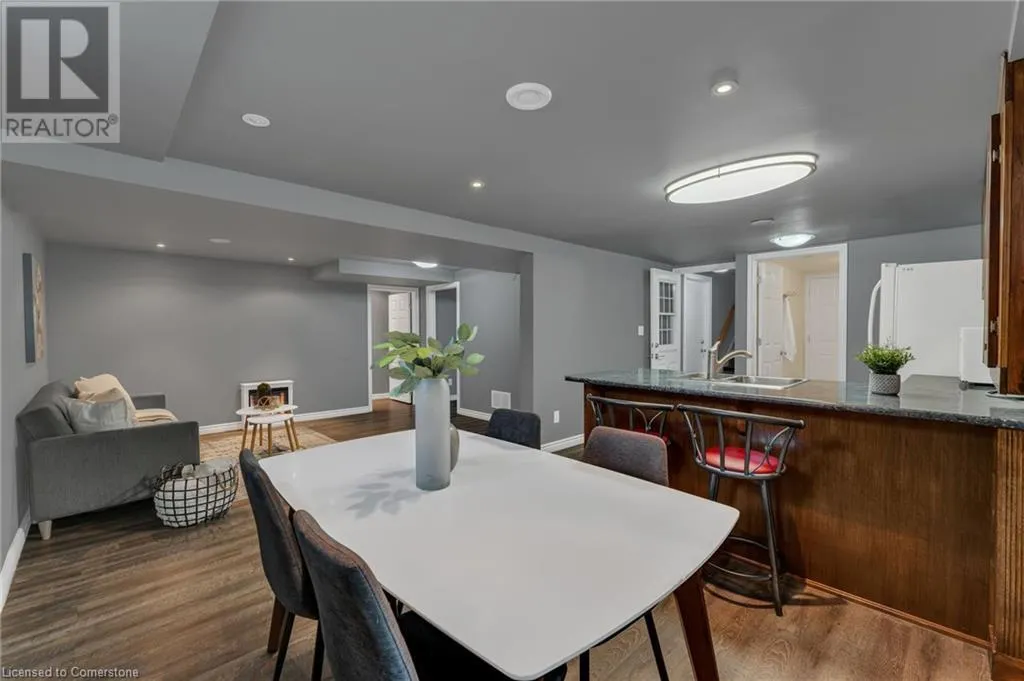 293 KING GEORGE Road