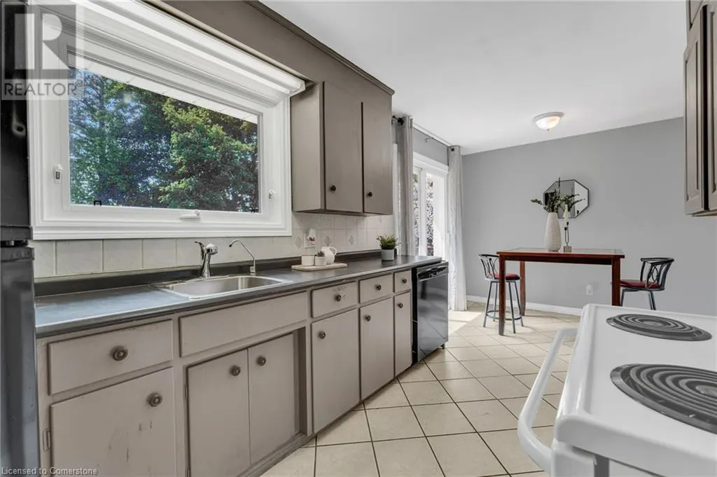 293 KING GEORGE Road
