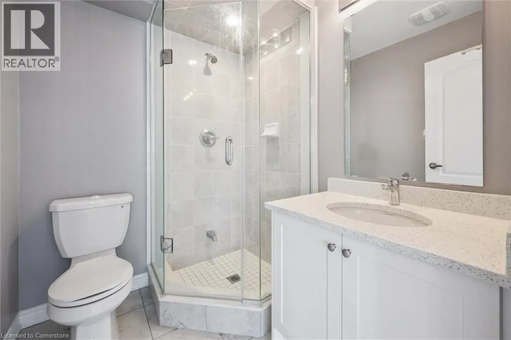 124 WATSON Parkway N Unit# 4, #4