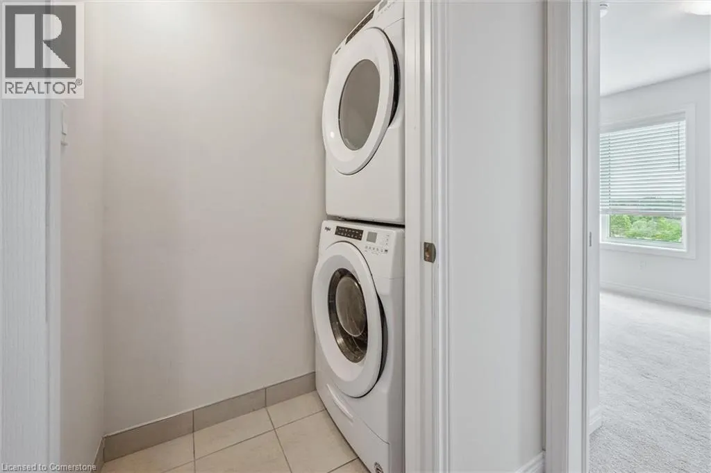 124 WATSON Parkway N Unit# 4, #4