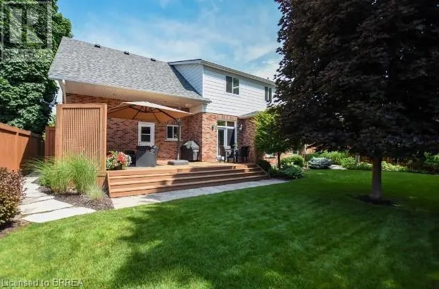 51 QUEENSWAY Drive