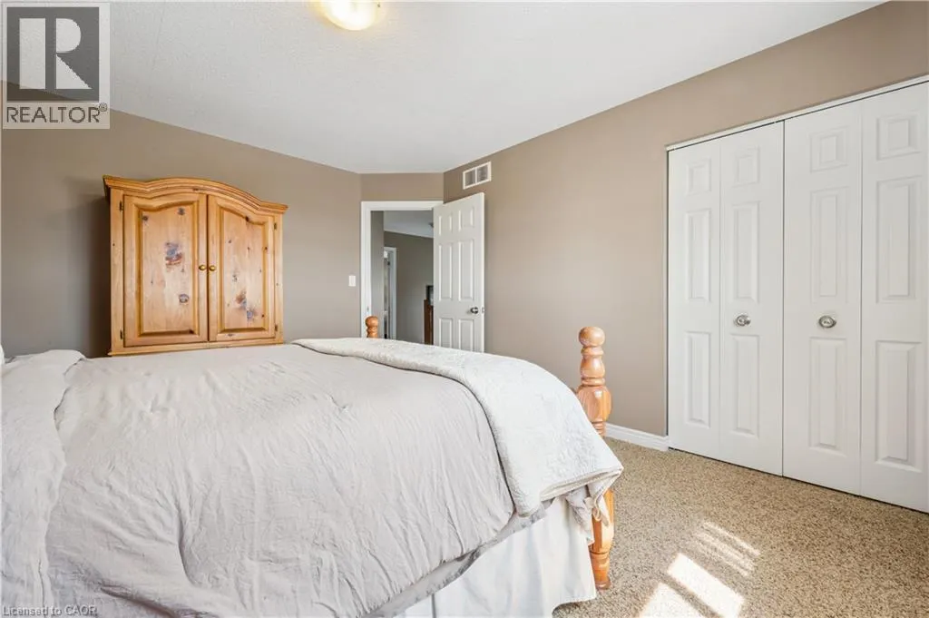 125 CAPTAIN MCCALLUM Drive