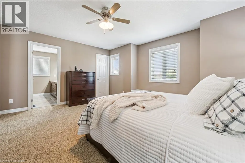 125 CAPTAIN MCCALLUM Drive