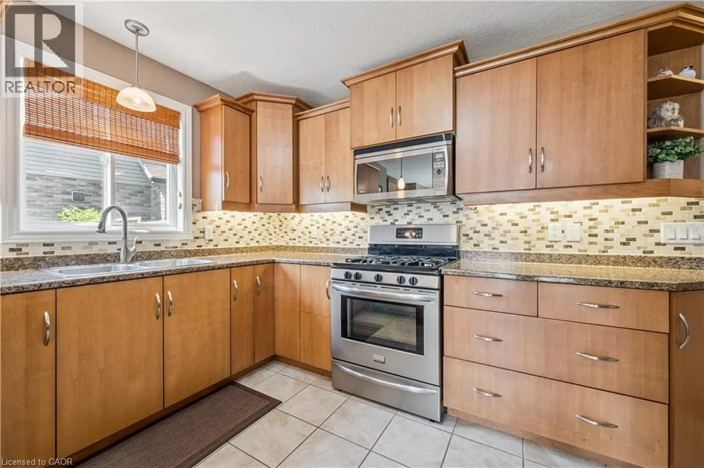 125 CAPTAIN MCCALLUM Drive