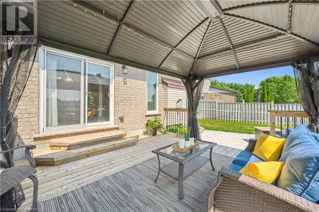125 CAPTAIN MCCALLUM Drive