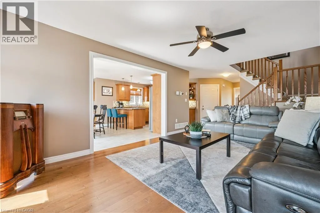 125 CAPTAIN MCCALLUM Drive