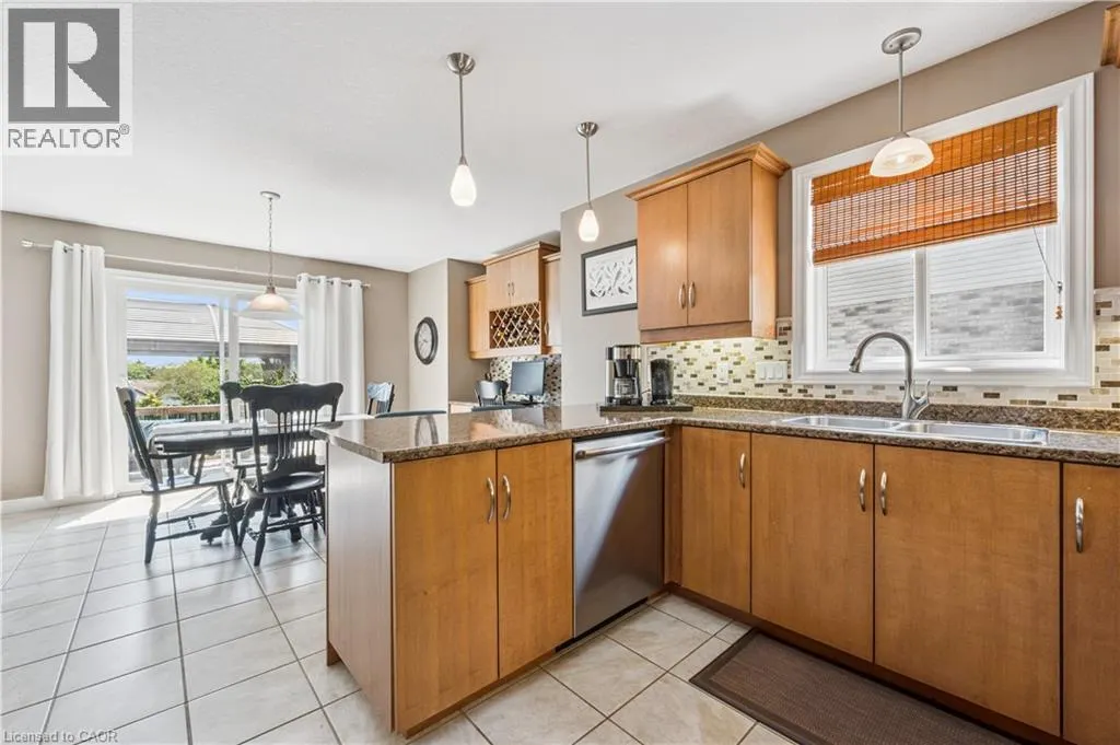 125 CAPTAIN MCCALLUM Drive