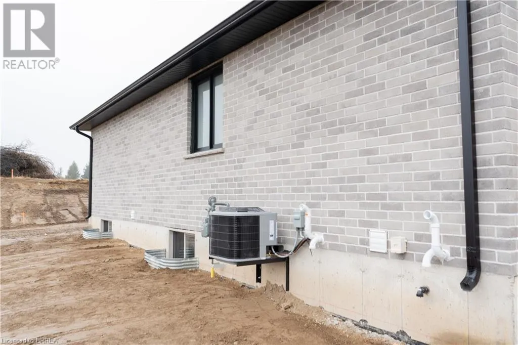 94 VANROOY Trail