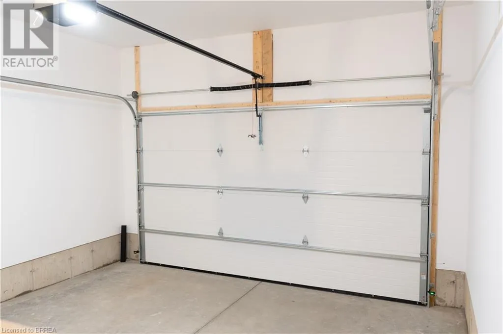94 VANROOY Trail