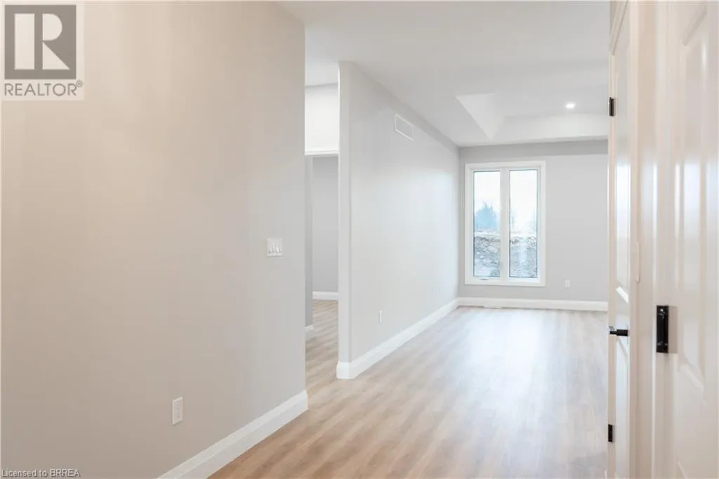 94 VANROOY Trail