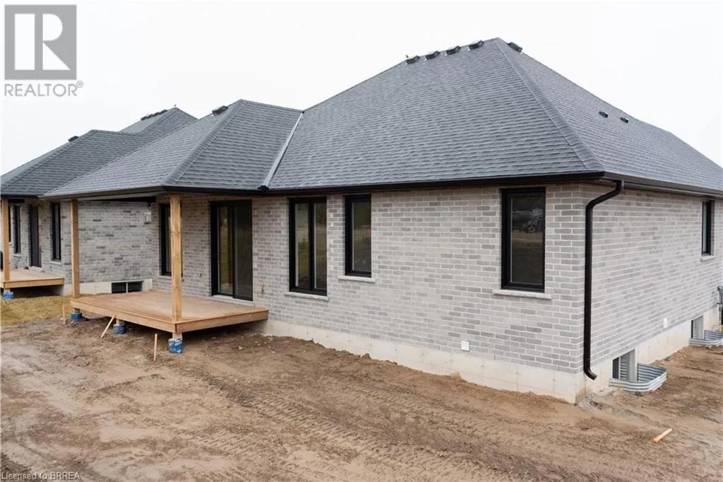 94 VANROOY Trail