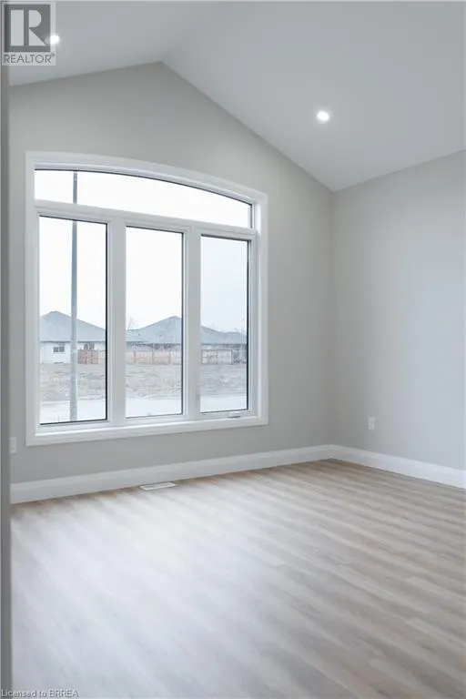 94 VANROOY Trail