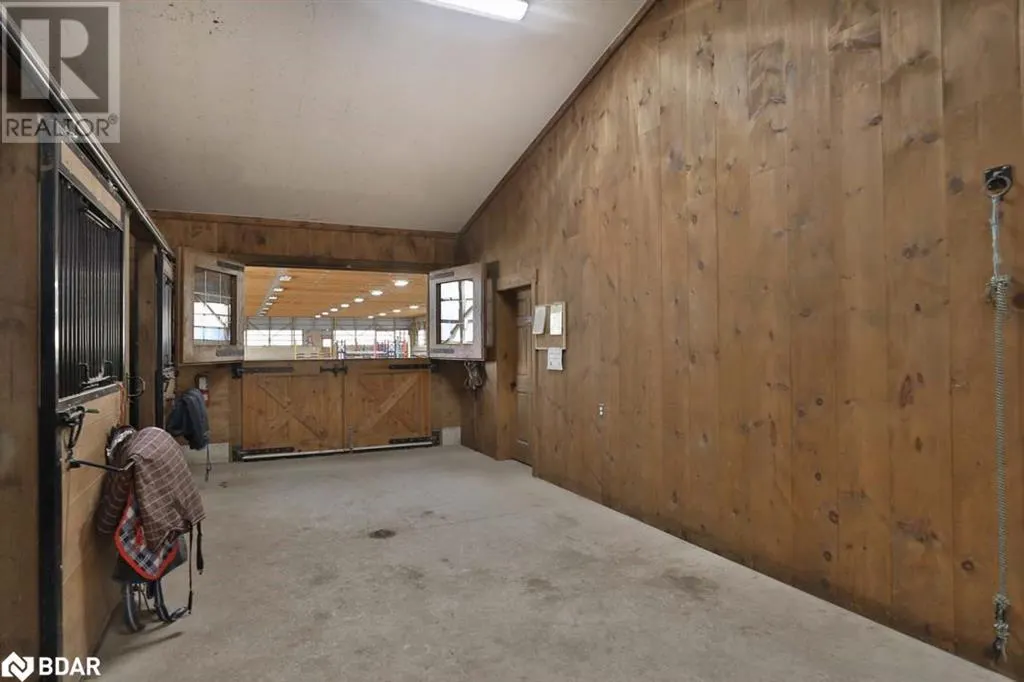1694 CENTRE RD