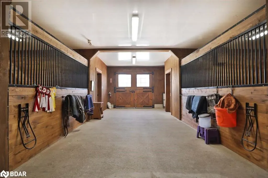1694 CENTRE RD