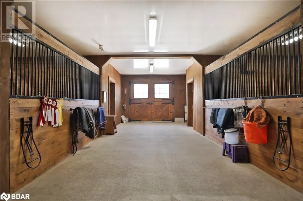 1694 CENTRE Road