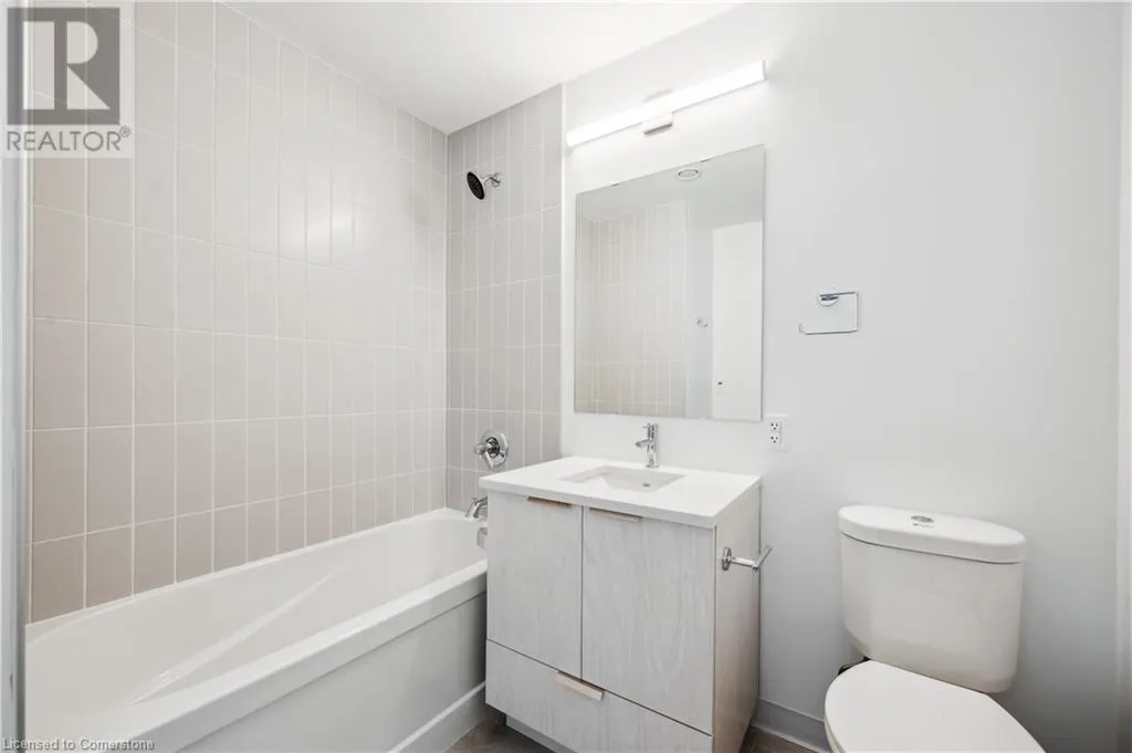 120 HURON Street Unit# 528, #528