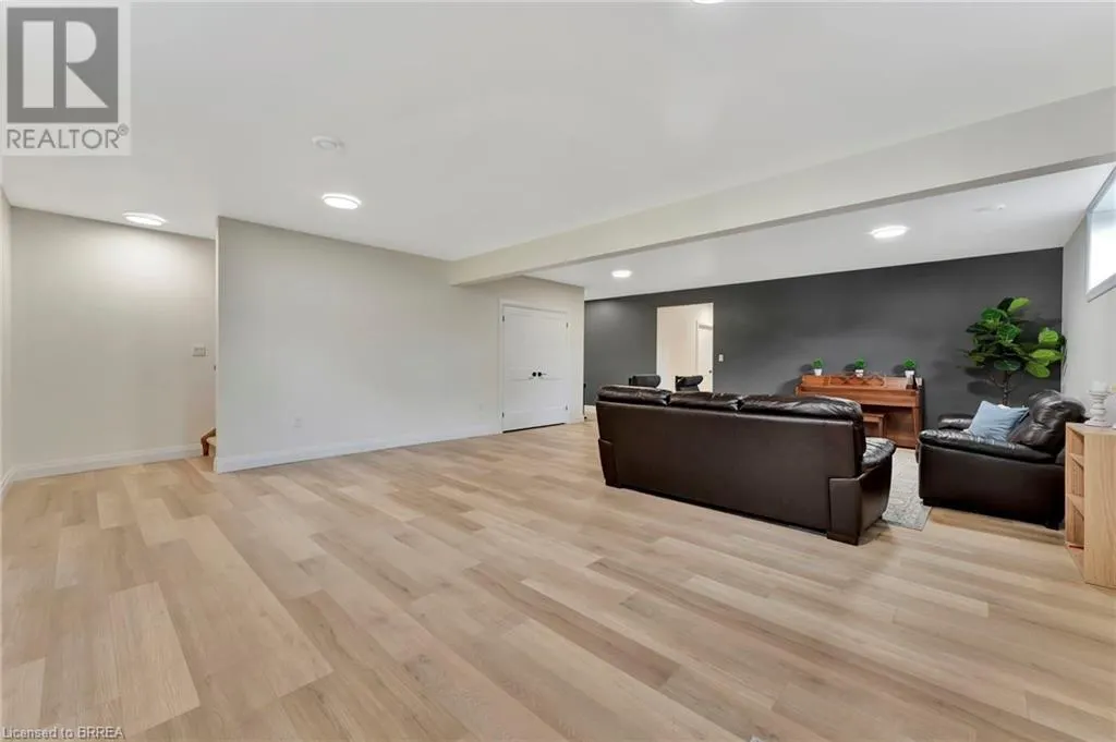 30 TANAGER Drive