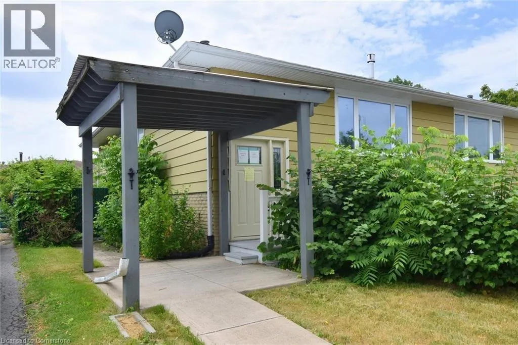 79 BARRINGTON Drive