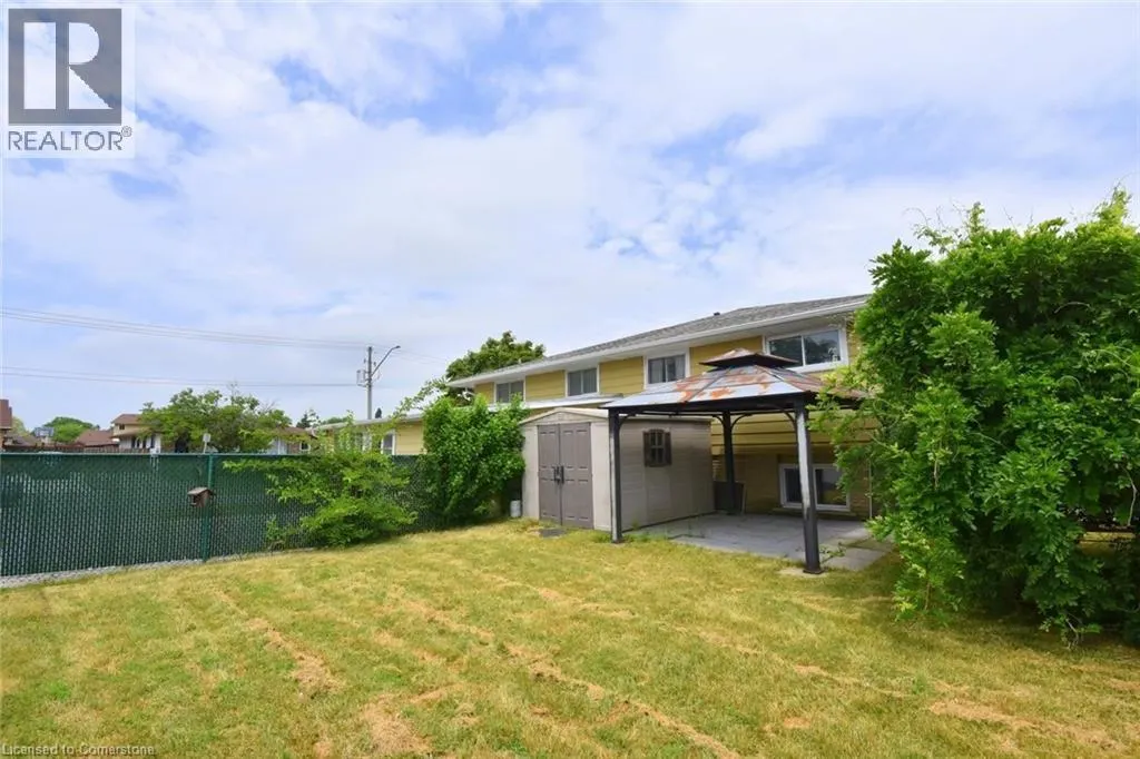 79 BARRINGTON Drive