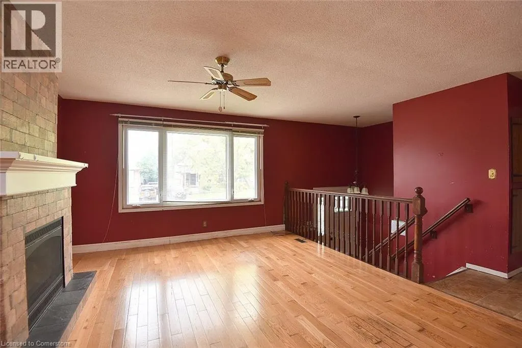 79 BARRINGTON Drive