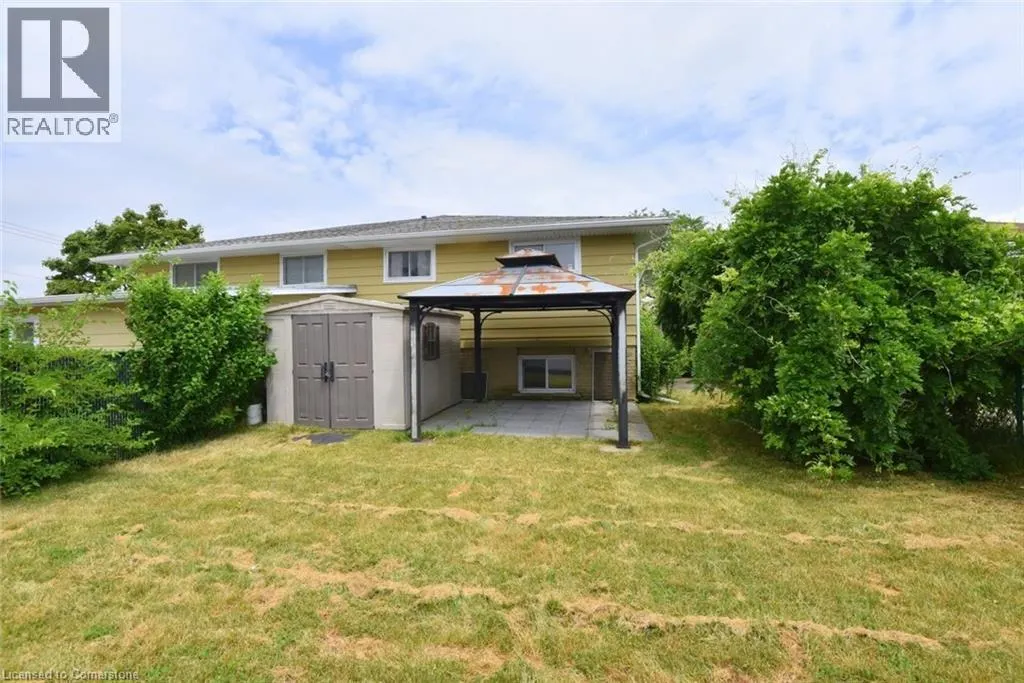 79 BARRINGTON Drive