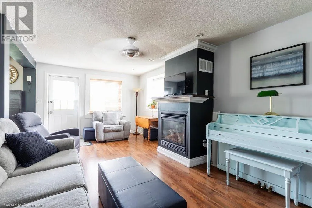 169 FORFAR Street W