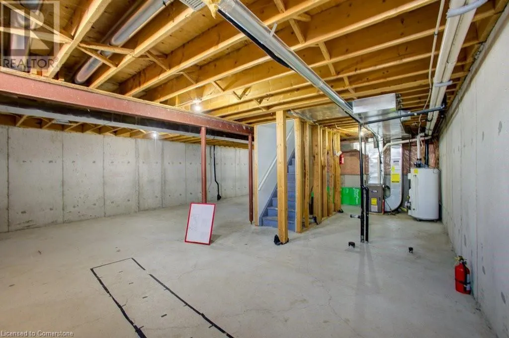 19 NIAGARA Drive Unit# 27, #27