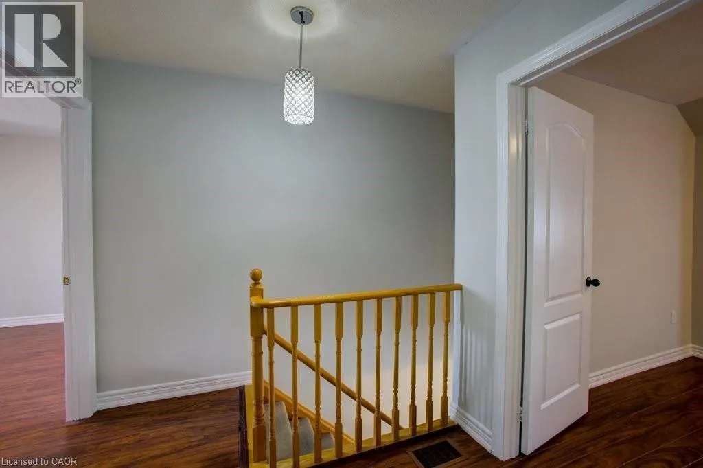 19 NIAGARA Drive Unit# 27, #27