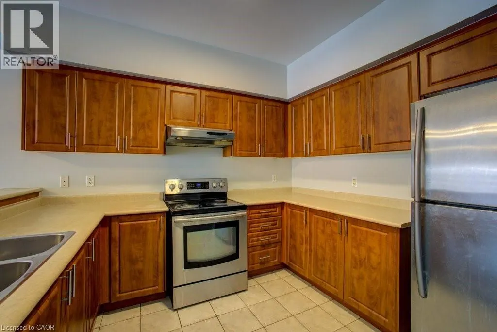 19 NIAGARA Drive Unit# 27, #27
