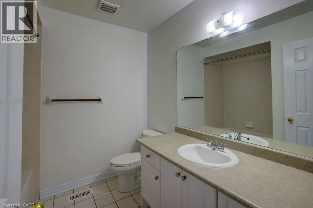19 NIAGARA Drive Unit# 27, #27