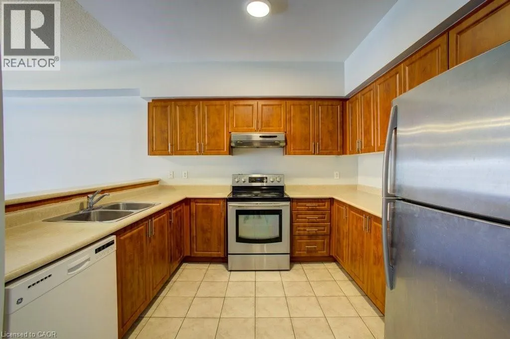 19 NIAGARA Drive Unit# 27, #27