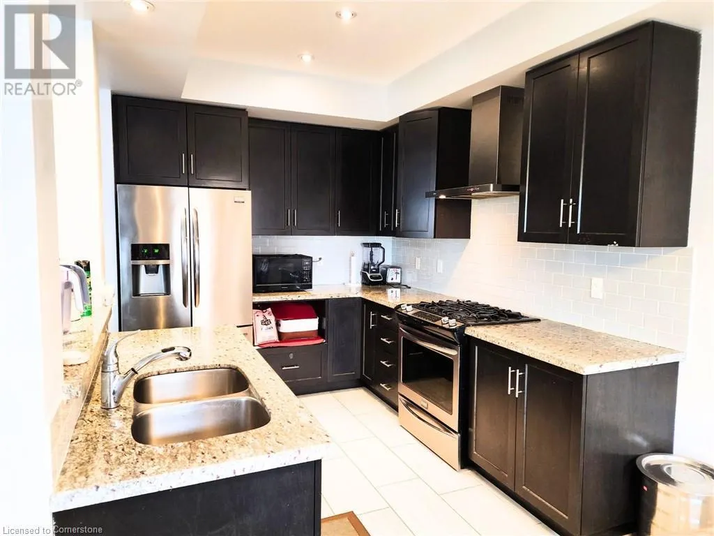 8 LAKELAWN Road Unit# 54, #54