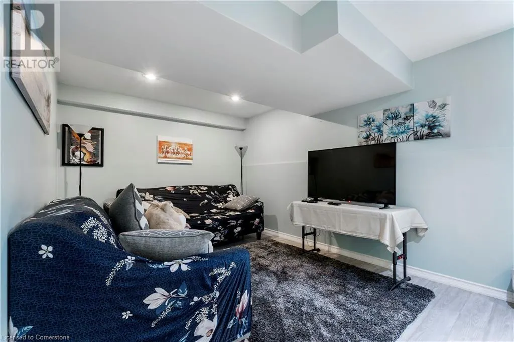 8 LAKELAWN Road Unit# 54, #54