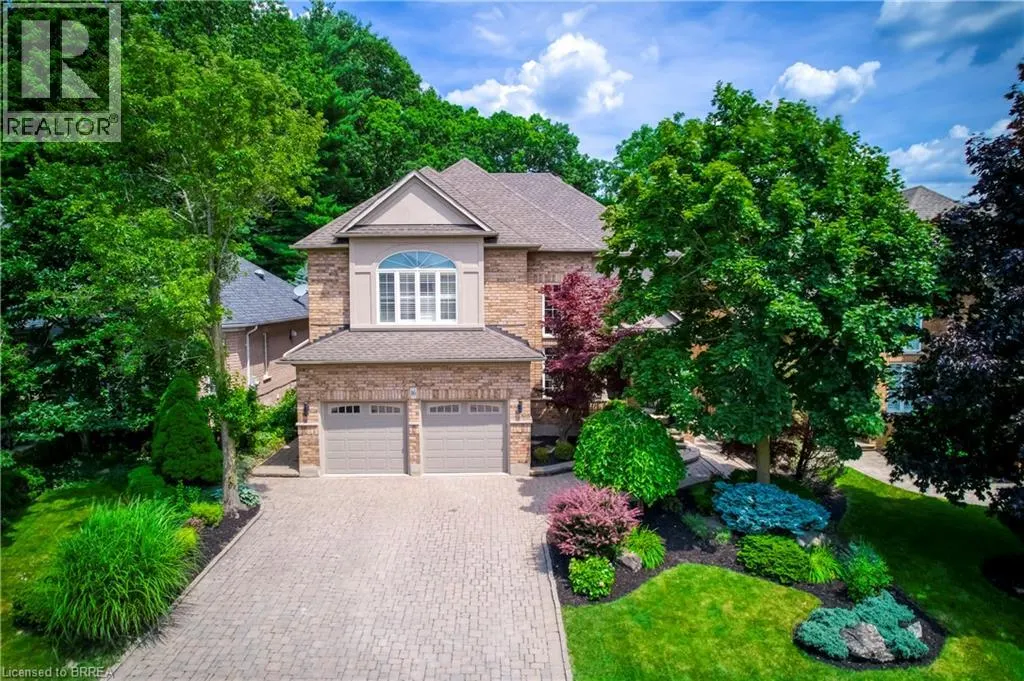 16 SWEETMAN Drive