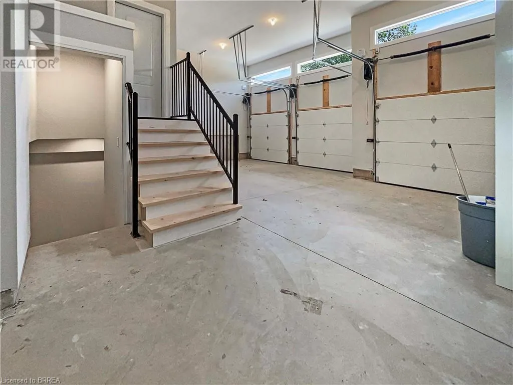 232 ELLIS Avenue