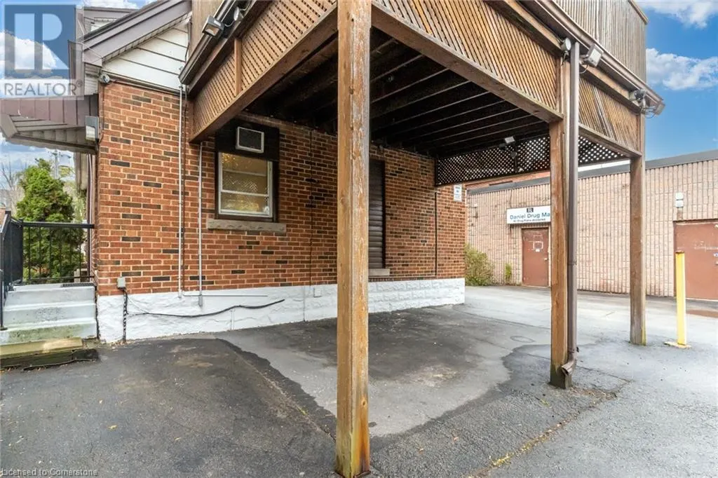 15 EMPRESS Avenue